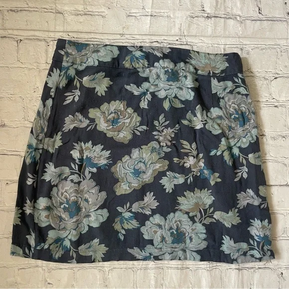 American Eagle Blue & Floral Mini Wrap Skirt - Picture 3 of 4